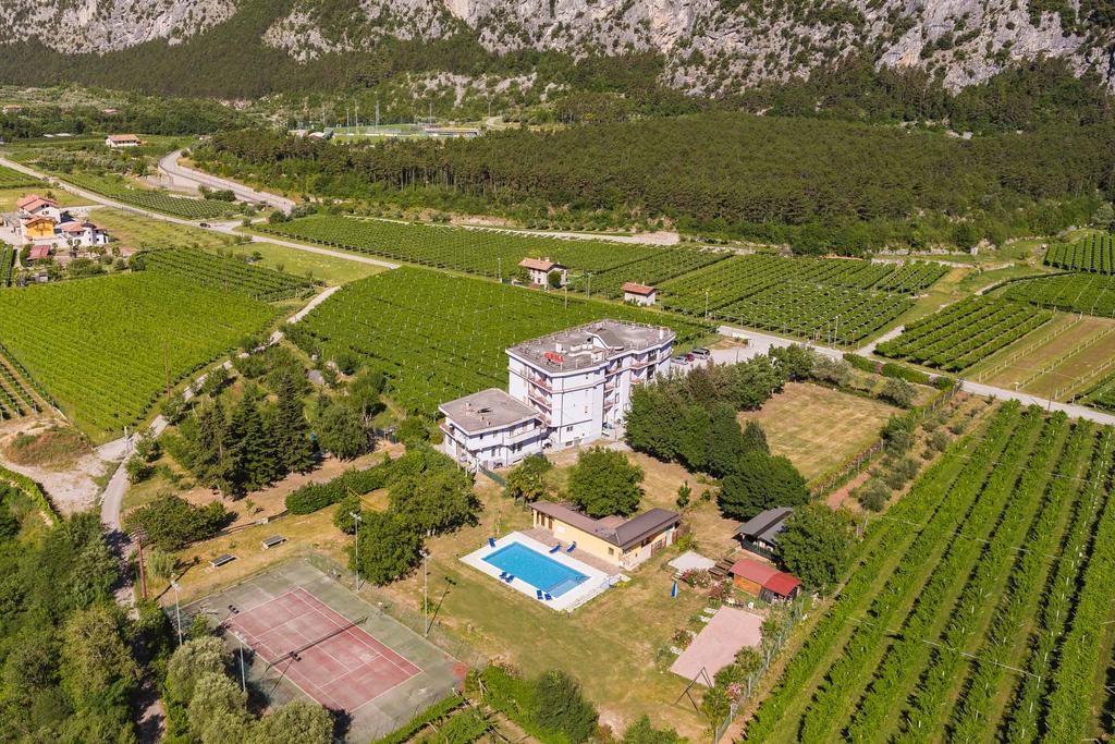 Aktiv Hotel Eden Dro Eksteriør bilde